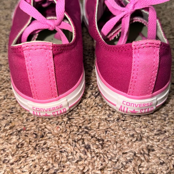 Converse All Star Pink Low Top Sneakers 🩷Size 5 Youth 🩷 7 Women - Picture 7 of 10